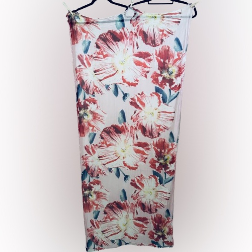 American Eagle Floral Tropical Scarf 70” X 30” Frayed Edge Lightweight Pink Red